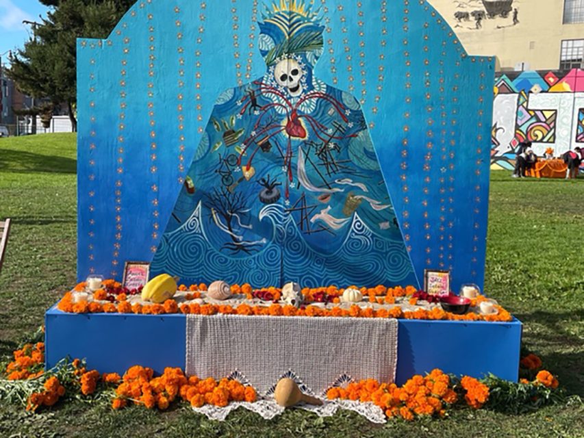 Dia de los Muertos altar