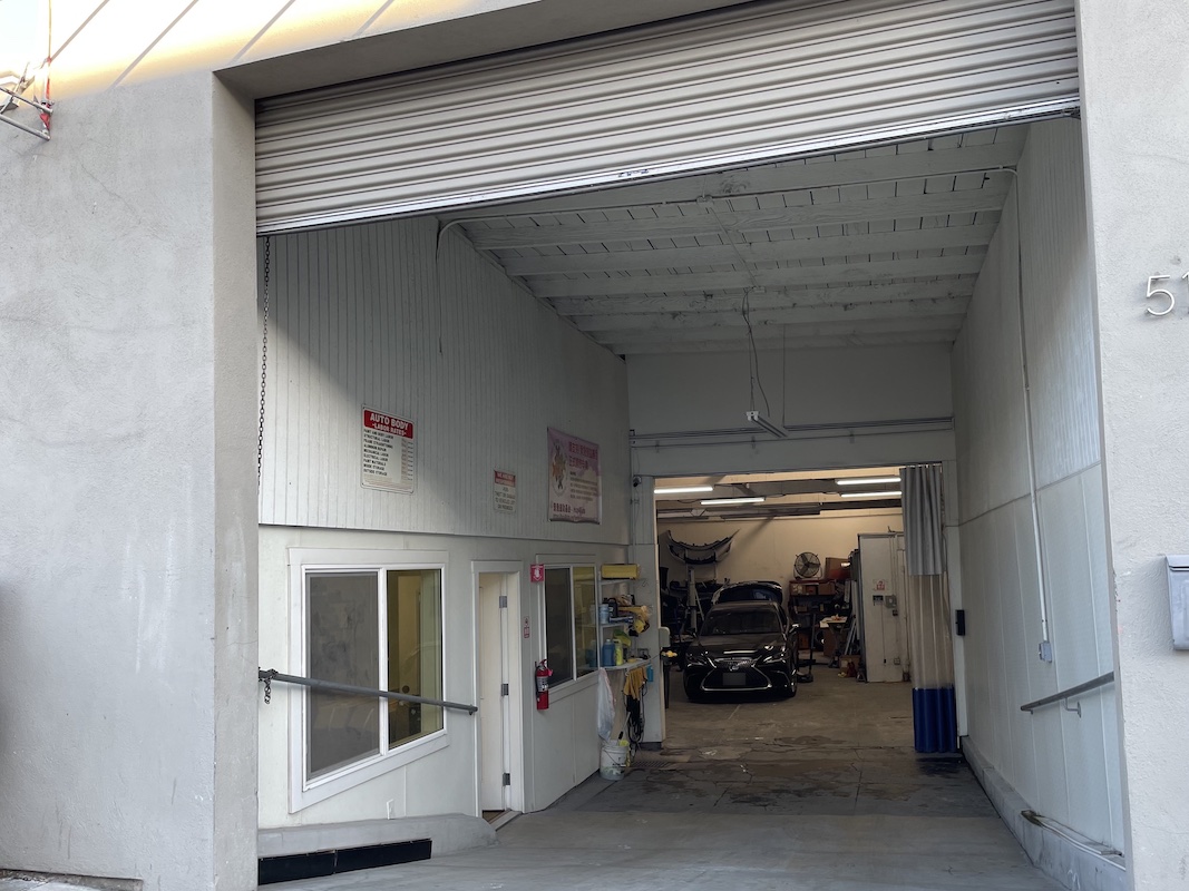 Uber and Lyft drivers' go-to body shop