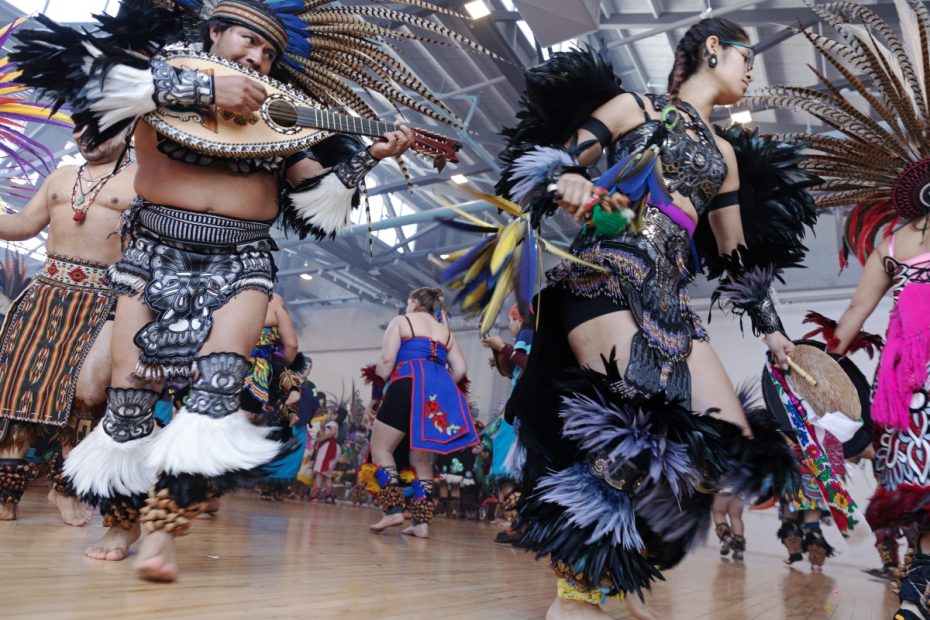 Husband and wife Aztec dancers