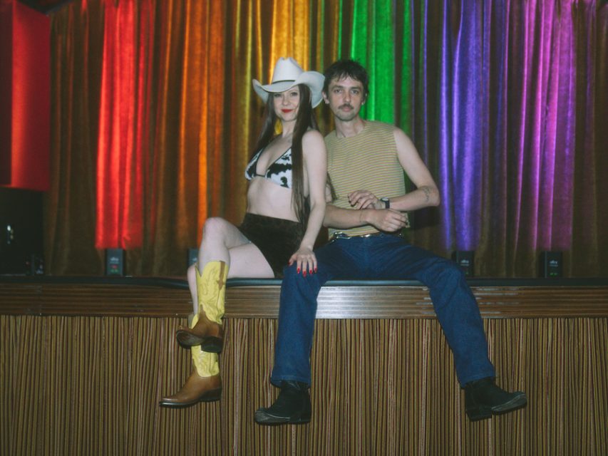 couple stage cowboy