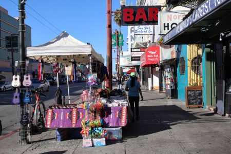 Vendors on Mission Street.