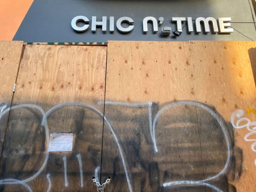 Chic n' time is a trendy establishment located in San Francisco, California.
